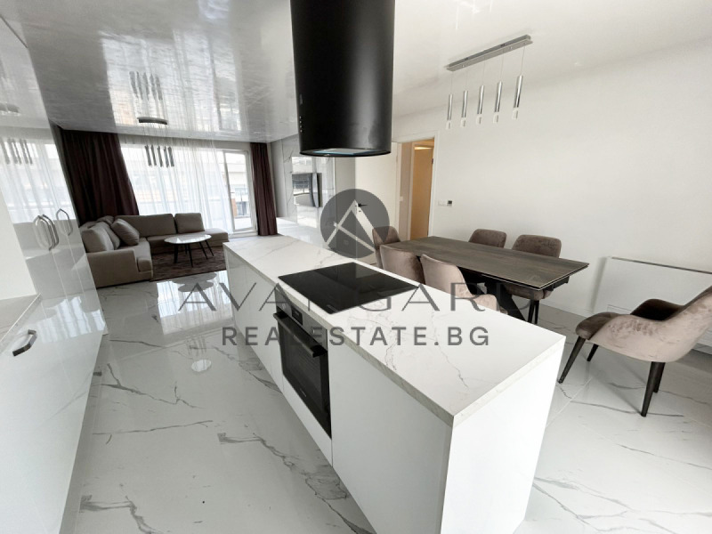 На продаж  3 кімнатна Пловдив , Остромила , 276 кв.м | 90308196 - зображення [6]