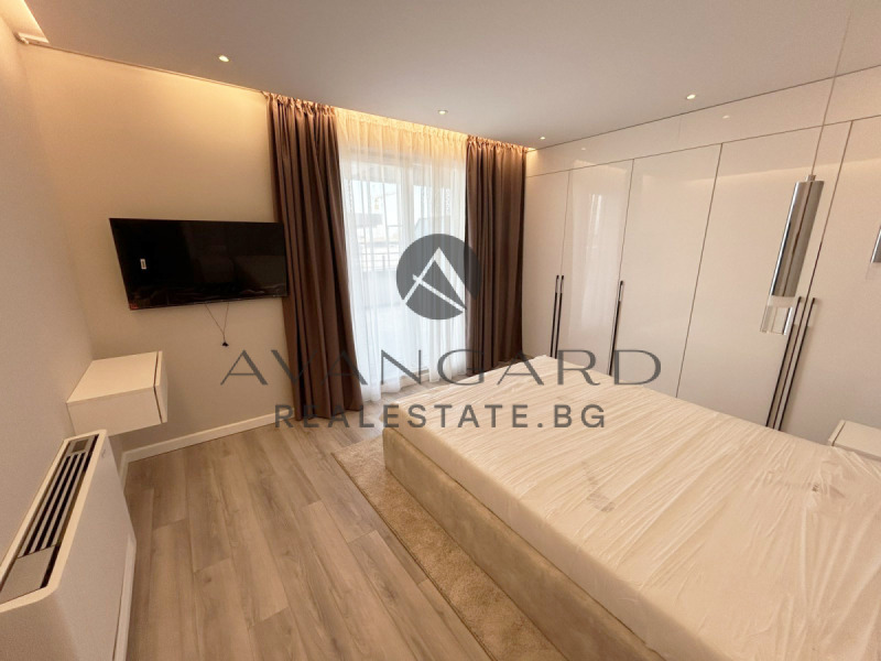 На продаж  3 кімнатна Пловдив , Остромила , 276 кв.м | 90308196 - зображення [14]