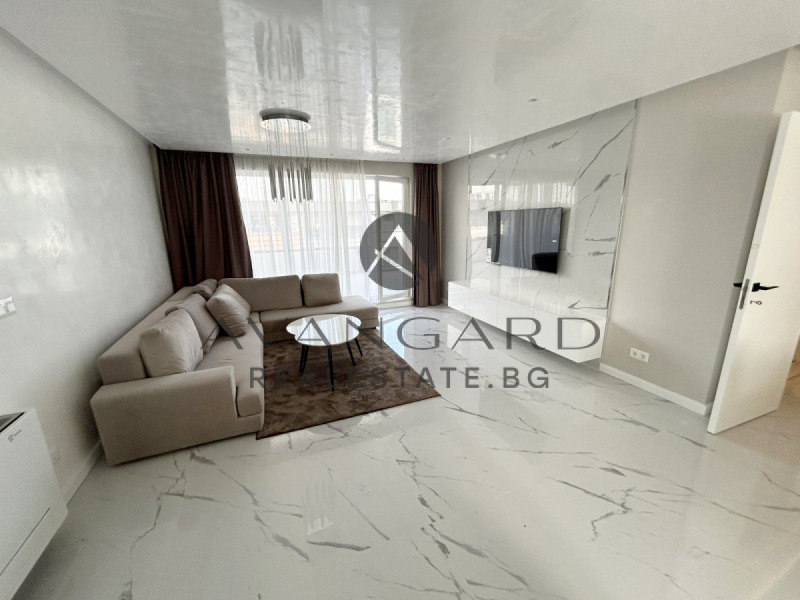 На продаж  3 кімнатна Пловдив , Остромила , 276 кв.м | 90308196 - зображення [7]