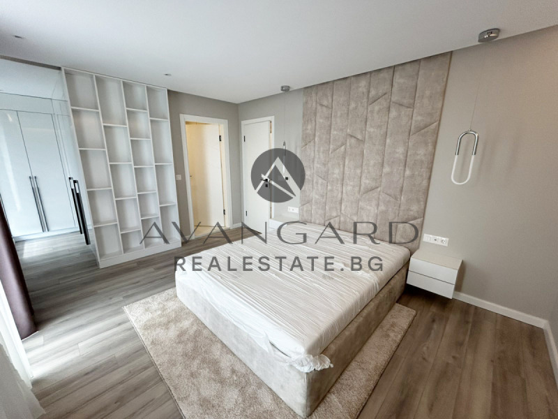 На продаж  3 кімнатна Пловдив , Остромила , 276 кв.м | 90308196 - зображення [10]