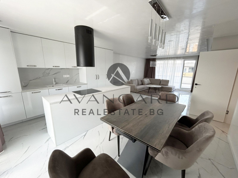 На продаж  3 кімнатна Пловдив , Остромила , 276 кв.м | 90308196 - зображення [5]