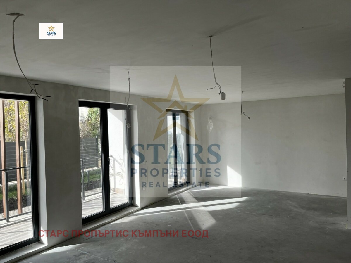 Продава 3-СТАЕН, гр. Варна, Бриз, снимка 10 - Апартаменти - 52802086