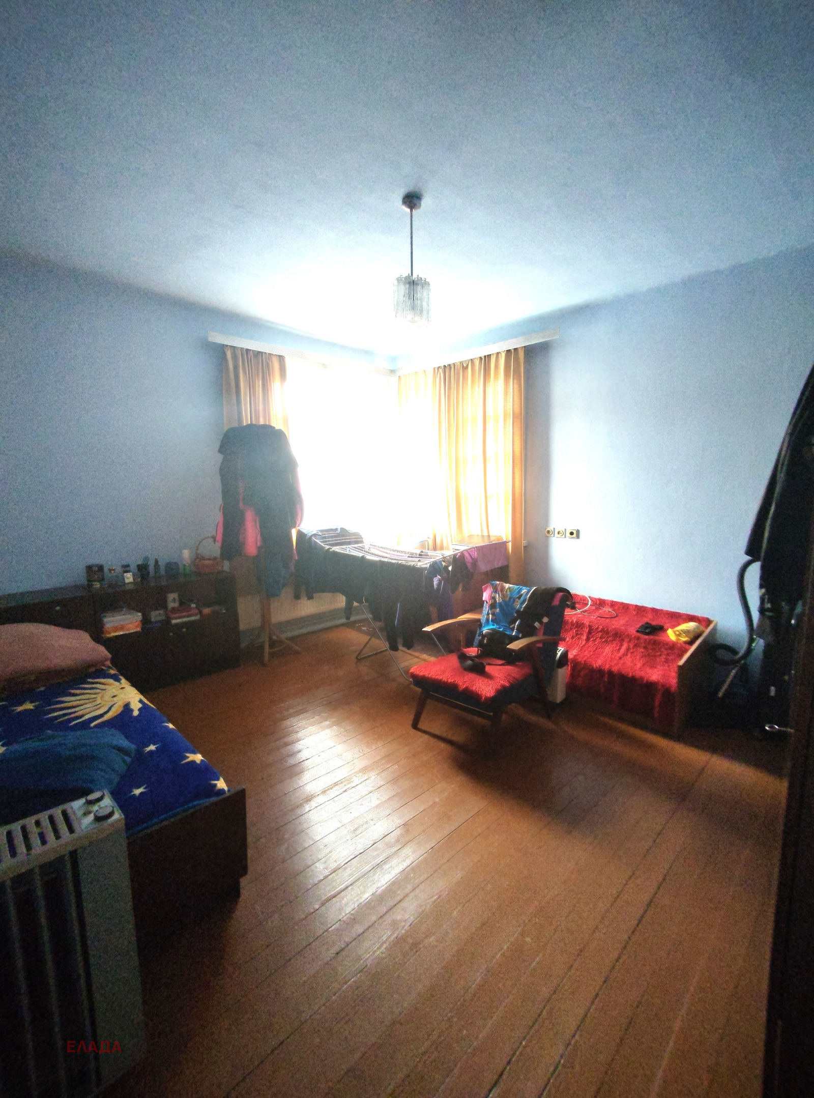 Продава ЕТАЖ ОТ КЪЩА, гр. Враца, Център, снимка 5 - Етаж от къща - 54677544