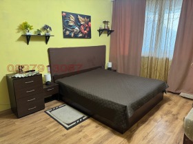 Продава 4-стаен град Пловдив Кючук Париж - [1] 