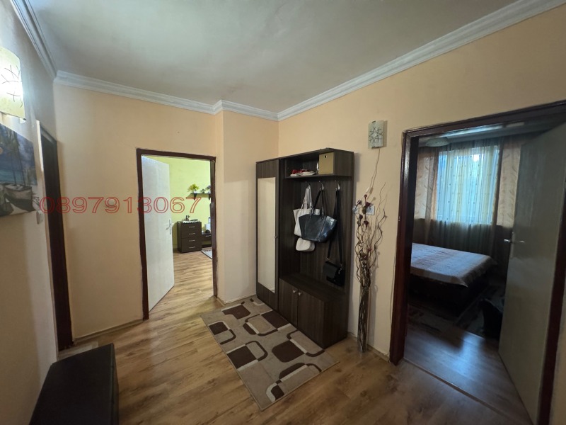 De vânzare  3 dormitoare Plovdiv , Ciuciuc Parij , 107 mp | 96671456 - imagine [2]