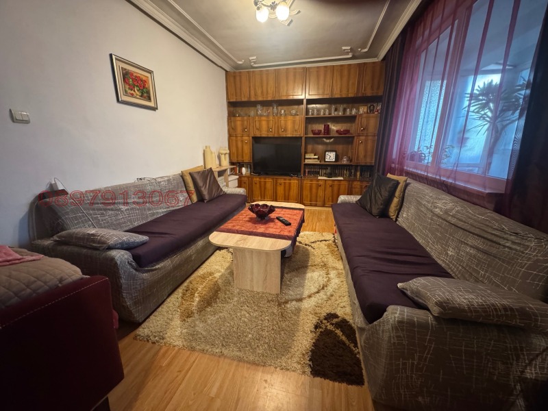 De vânzare  3 dormitoare Plovdiv , Ciuciuc Parij , 107 mp | 96671456 - imagine [4]