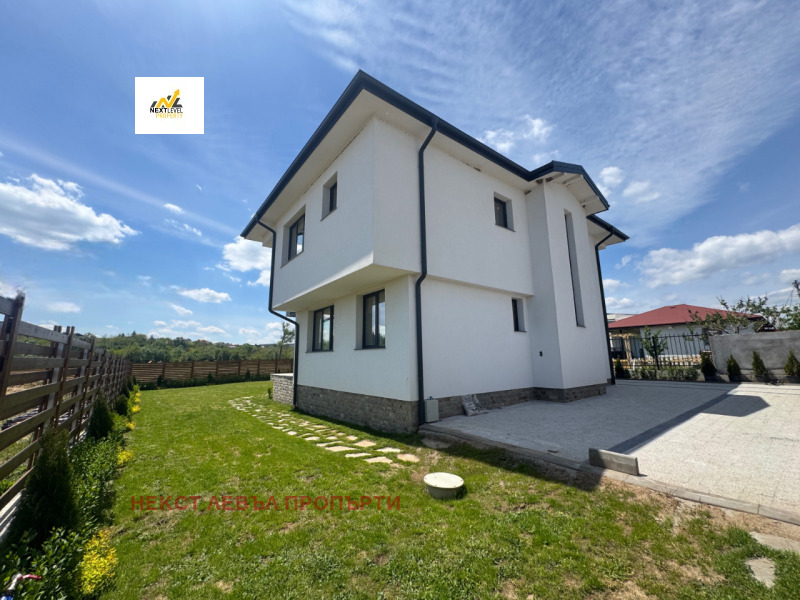 Продава  Къща област София , с. Хераково , 200 кв.м | 44779680 - изображение [2]