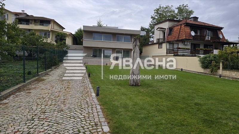 Продава КЪЩА, гр. Варна, м-т Евксиноград