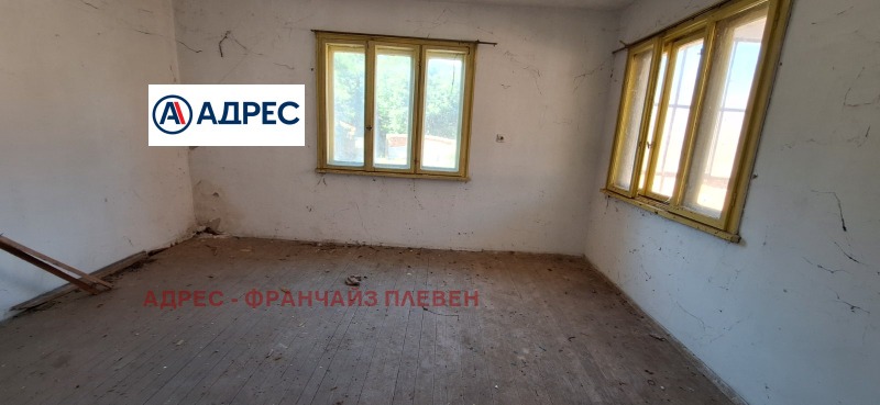 Продава КЪЩА, с. Беглеж, област Плевен, снимка 6 - Къщи - 53557250