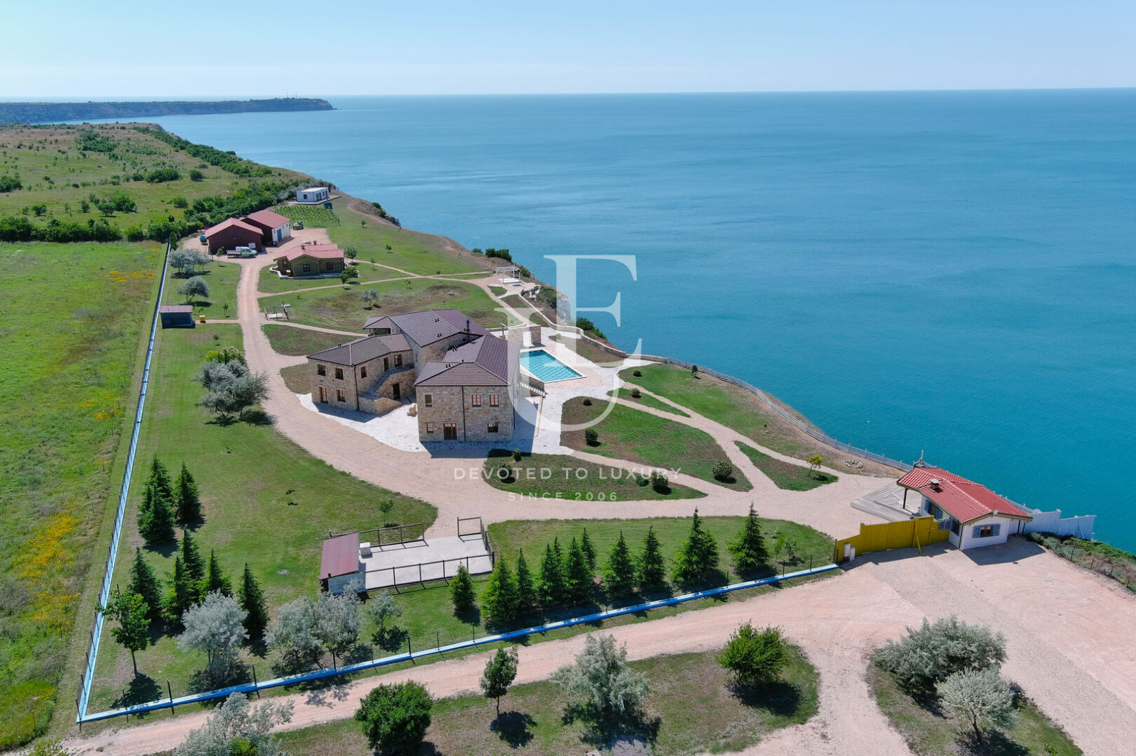 Продава КЪЩА, гр. Каварна, област Добрич, снимка 5 - Къщи - 54913857