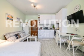 Studio undefined