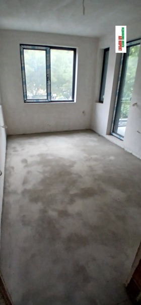 2 Schlafzimmer Zentar, Warna 1