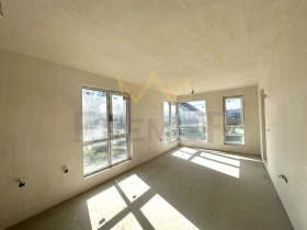Продава 3-стаен град Варна Възраждане 3 - [1] 