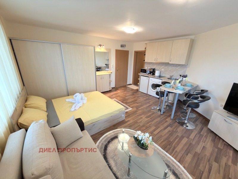 Продава  1-стаен област Бургас , к.к. Слънчев бряг , 44 кв.м | 46343620 - изображение [2]