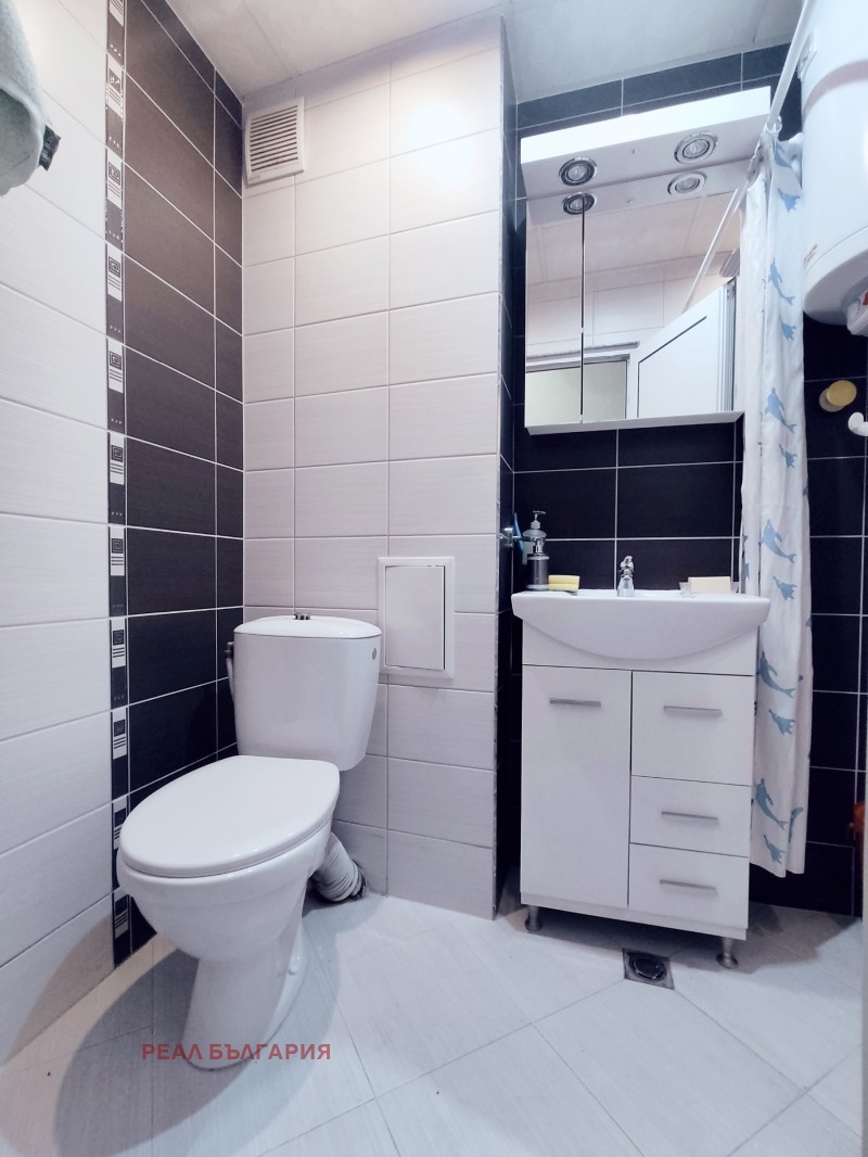 Продава  2-стаен град Русе , Дружба 3 , 64 кв.м | 40303959