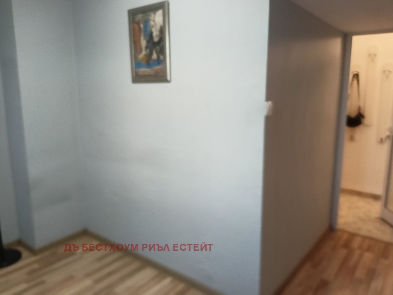 Продава  3-стаен град Варна , Младост 1 , 64 кв.м | 65800939 - изображение [7]