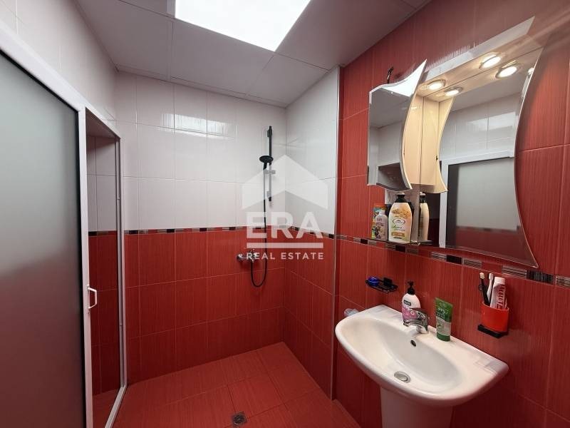 Продава 4-СТАЕН, гр. Велико Търново, Колю Фичето, снимка 7 - Апартаменти - 52613918