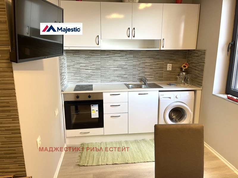Продава  3-стаен град София , Младост 1 , 105 кв.м | 86684238