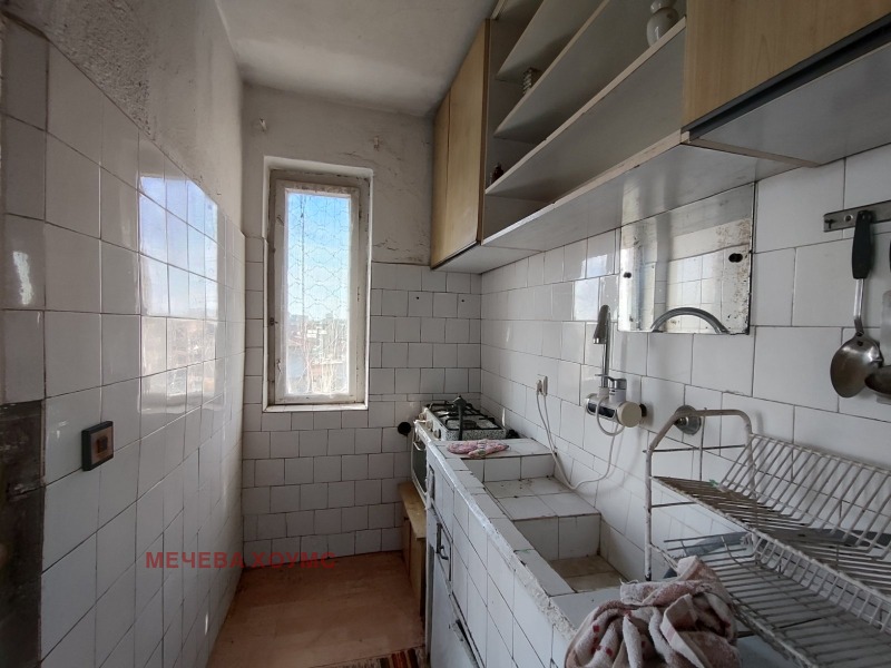 Продава ЕТАЖ ОТ КЪЩА, гр. Стара Загора, Самара 1, снимка 12 - Етаж от къща - 52685427