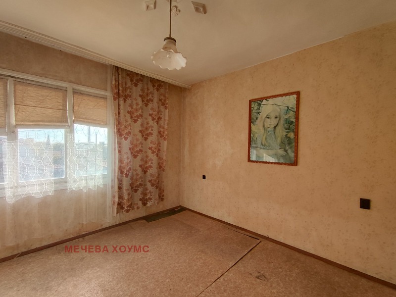 Продава ЕТАЖ ОТ КЪЩА, гр. Стара Загора, Самара 1, снимка 9 - Етаж от къща - 52685427