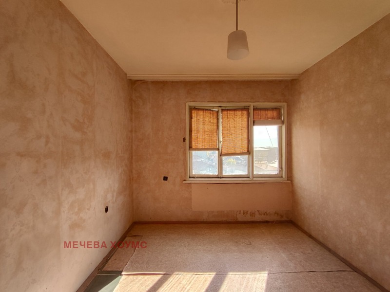 Продава ЕТАЖ ОТ КЪЩА, гр. Стара Загора, Самара 1, снимка 11 - Етаж от къща - 52685427