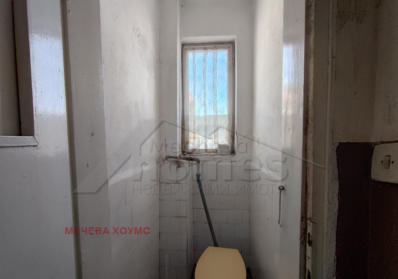 Продава ЕТАЖ ОТ КЪЩА, гр. Стара Загора, Самара 1, снимка 4 - Етаж от къща - 52685427