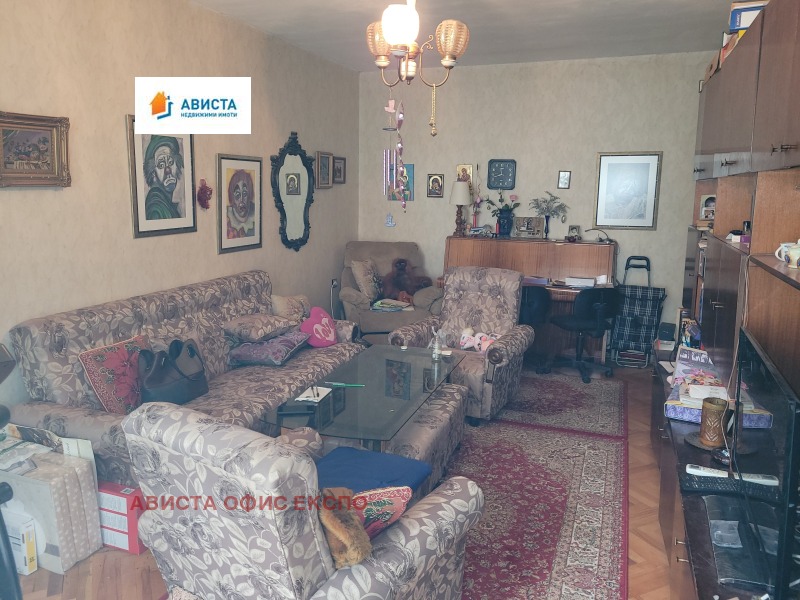 Продава  2-стаен град София , Изток , 72 кв.м | 40293760 - изображение [2]
