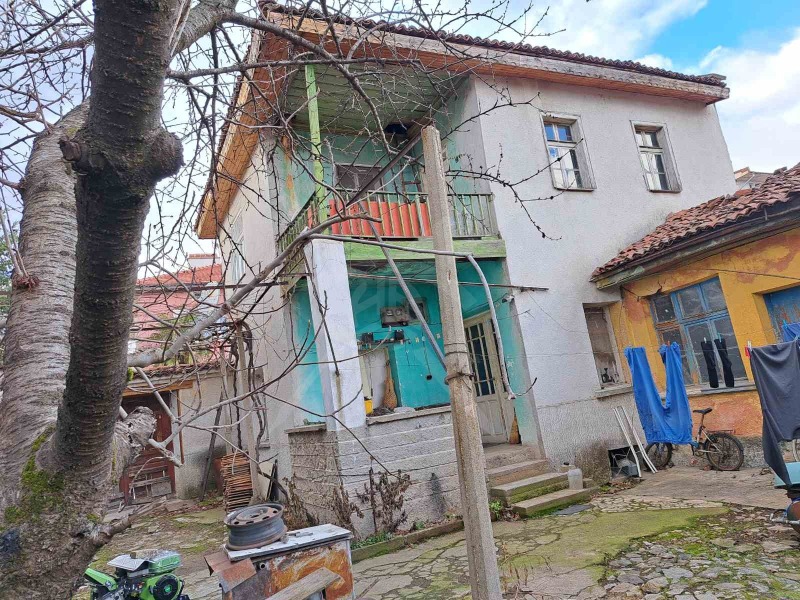 Продава  Къща област Пловдив , гр. Карлово , 110 кв.м | 86971796 - изображение [2]