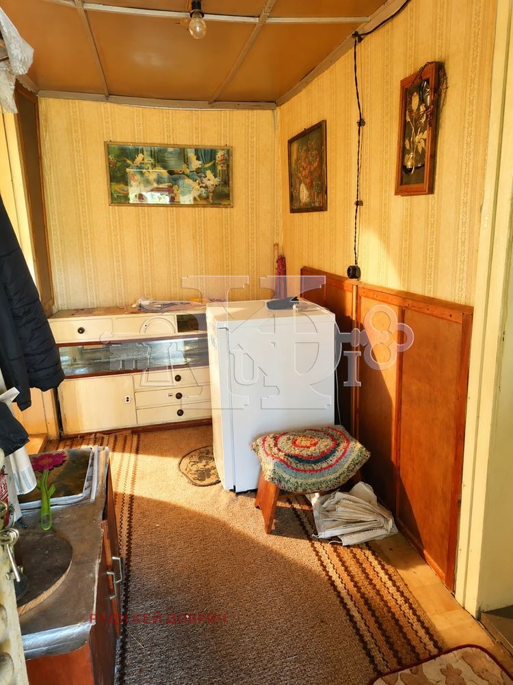 Продава КЪЩА, гр. Генерал Тошево, област Добрич, снимка 10 - Къщи - 55475617