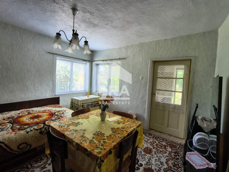 Продава КЪЩА, с. Самуилово, област Добрич, снимка 7 - Къщи - 55698882