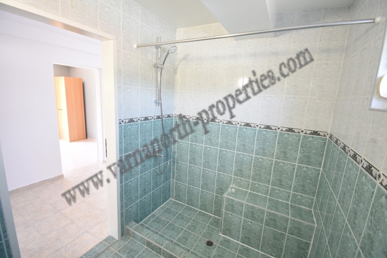 Продава КЪЩА, гр. Балчик, област Добрич, снимка 16 - Къщи - 53991748