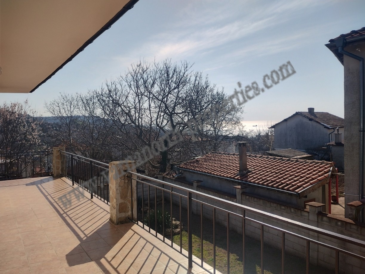 Продава КЪЩА, гр. Балчик, област Добрич, снимка 2 - Къщи - 53991748