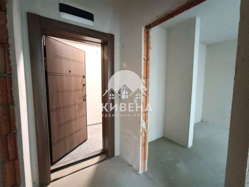 Продава 2-СТАЕН, гр. Варна, Лятно кино Тракия, снимка 10 - Апартаменти - 52456327