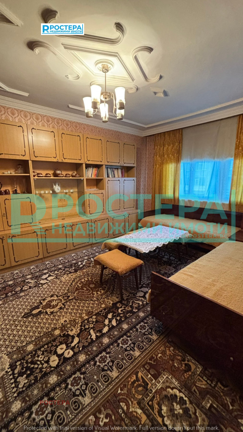 Продава 4-СТАЕН, гр. Търговище, Боровец, снимка 2 - Апартаменти - 52646080