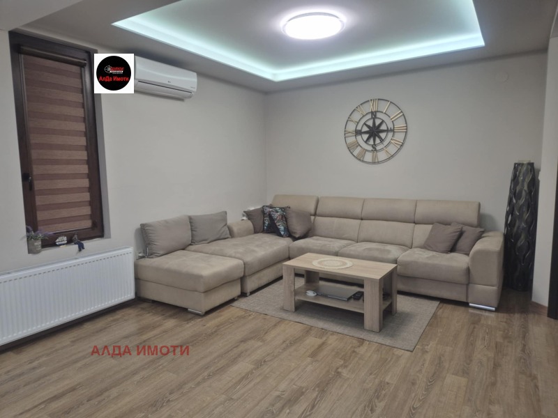 Продава КЪЩА, гр. София, м-т Детски град, снимка 3 - Къщи - 52712474