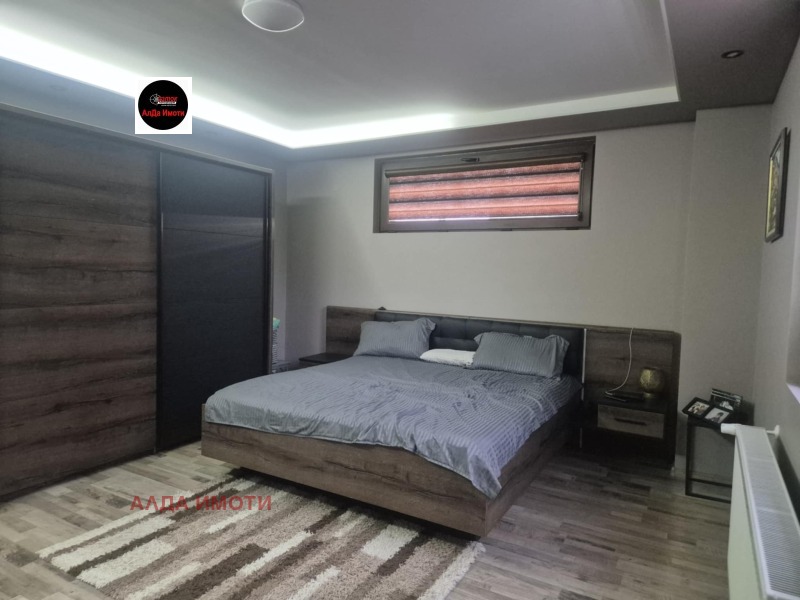 Продава КЪЩА, гр. София, м-т Детски град, снимка 6 - Къщи - 52712474