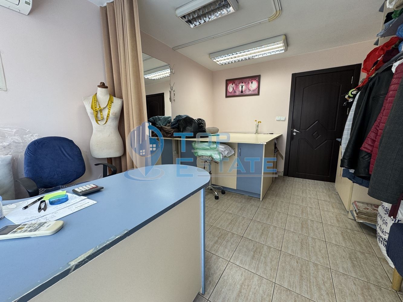 Продава ОФИС, гр. Велико Търново, Колю Фичето, снимка 3 - Офиси - 53997514