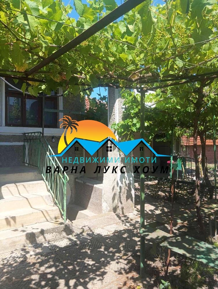 Продава КЪЩА, с. Пчелник, област Варна, снимка 4 - Къщи - 55910975