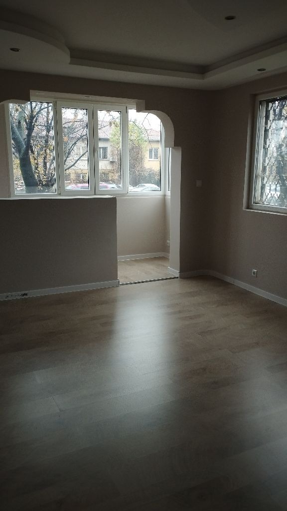 Продава 2-СТАЕН, гр. София, Банишора, снимка 2 - Апартаменти - 52820895