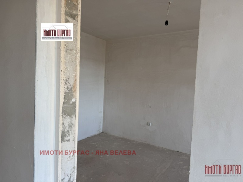 Продава 3-СТАЕН, гр. Бургас, област Бургас, снимка 3 - Апартаменти - 52396216