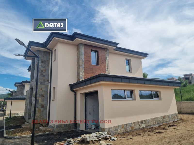 Til salg  Hus Sofia , Bankya , 348 kvm | 98599671 - billede [4]