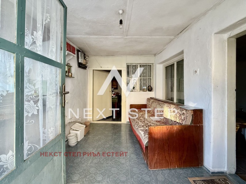 Продава КЪЩА, с. Зелениково, област Пловдив, снимка 2 - Къщи - 52559824