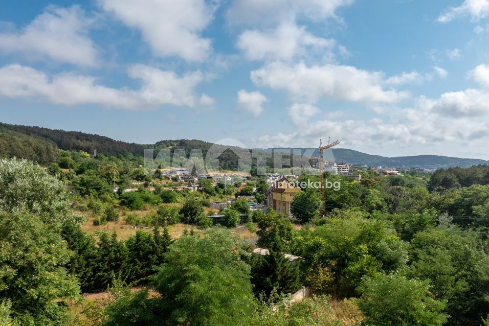 Продава 3-СТАЕН, гр. Варна, м-т Долна Трака, снимка 2 - Апартаменти - 54294115