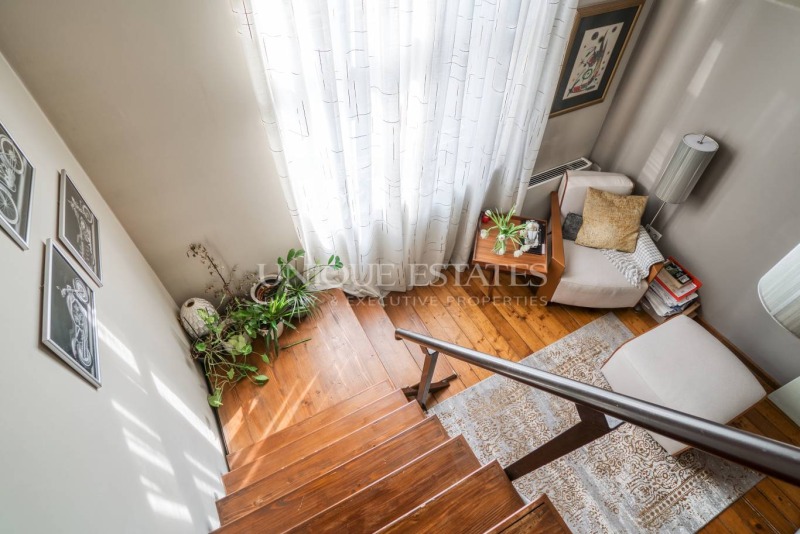 De vânzare  3 dormitoare Sofia , Țentâr , 180 mp | 28115545 - imagine [11]