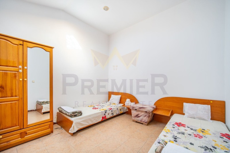 Продава МНОГОСТАЕН, гр. Балчик, област Добрич, снимка 8 - Апартаменти - 52414754