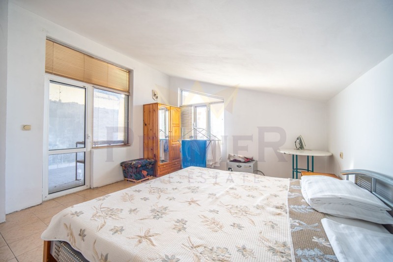 Продава МНОГОСТАЕН, гр. Балчик, област Добрич, снимка 5 - Апартаменти - 52414754