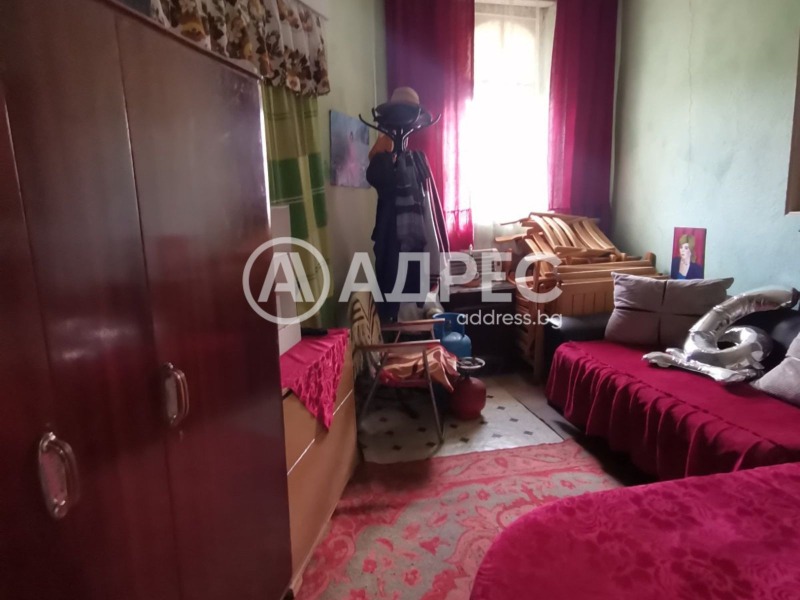 Продава КЪЩА, с. Стрелци, област Пловдив, снимка 9 - Къщи - 53504957