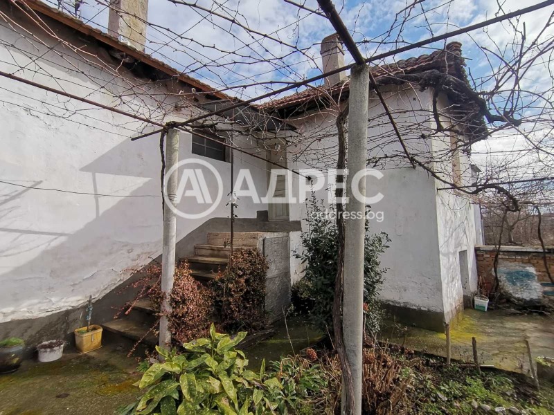 Продава КЪЩА, с. Стрелци, област Пловдив, снимка 3 - Къщи - 53504957
