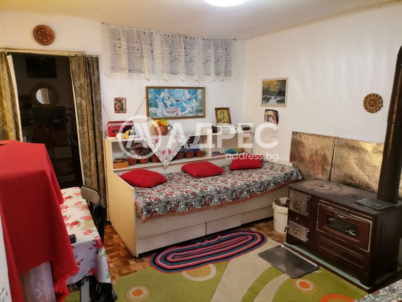 Продава КЪЩА, с. Стрелци, област Пловдив, снимка 7 - Къщи - 53504957