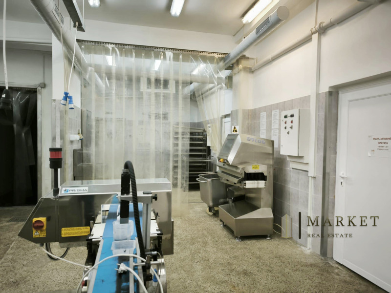 Til salg  Industribygning Plovdiv , Industrialna zona - Sever , 576 kvm | 21789296 - billede [2]